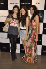  at Vero Moda in Khar,Mumbai on 22nd Aug 2012 (77).JPG